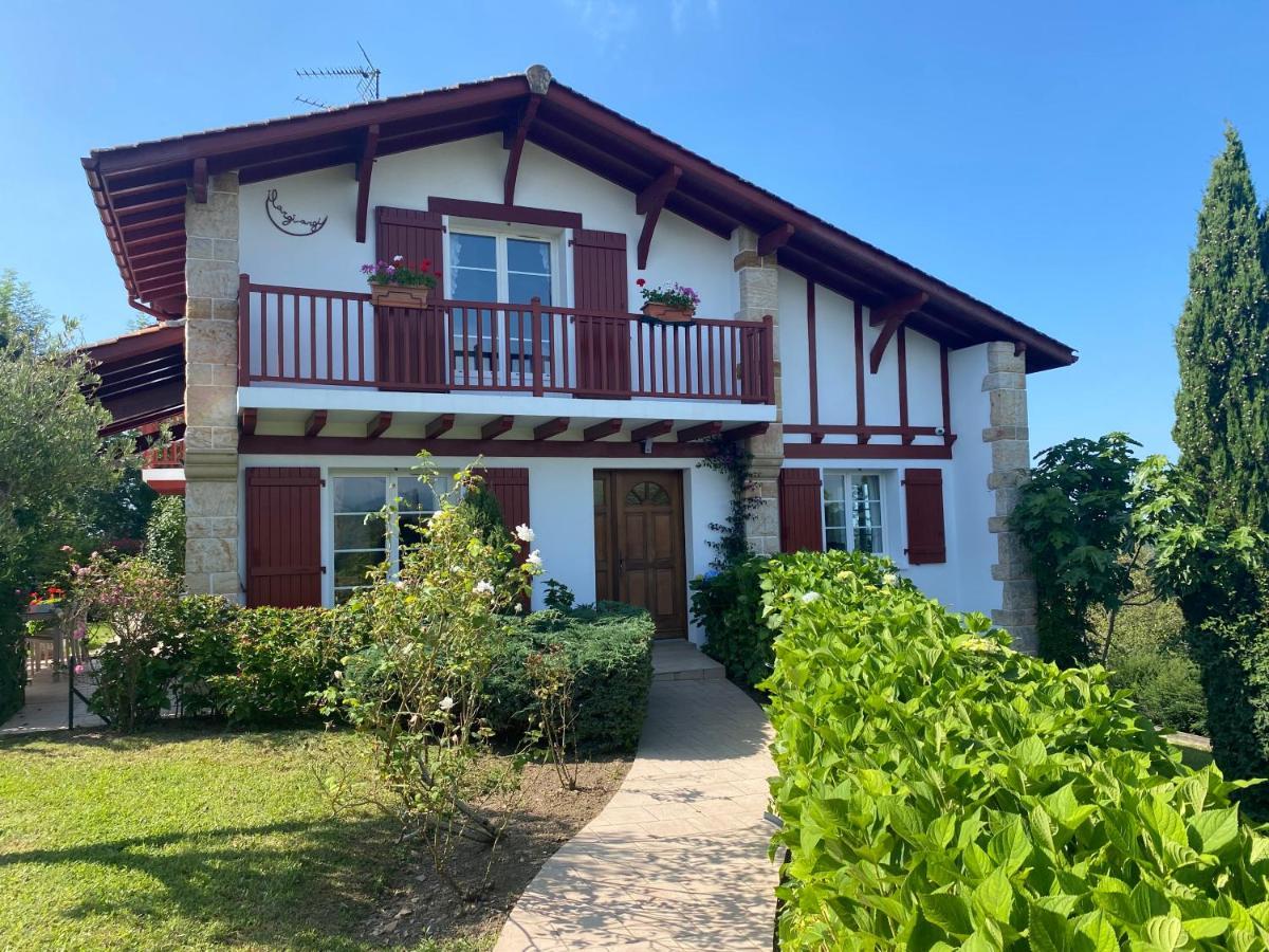 Ilargi Argi Acomodação com café da manhã Saint-Pée-sur-Nivelle Exterior foto